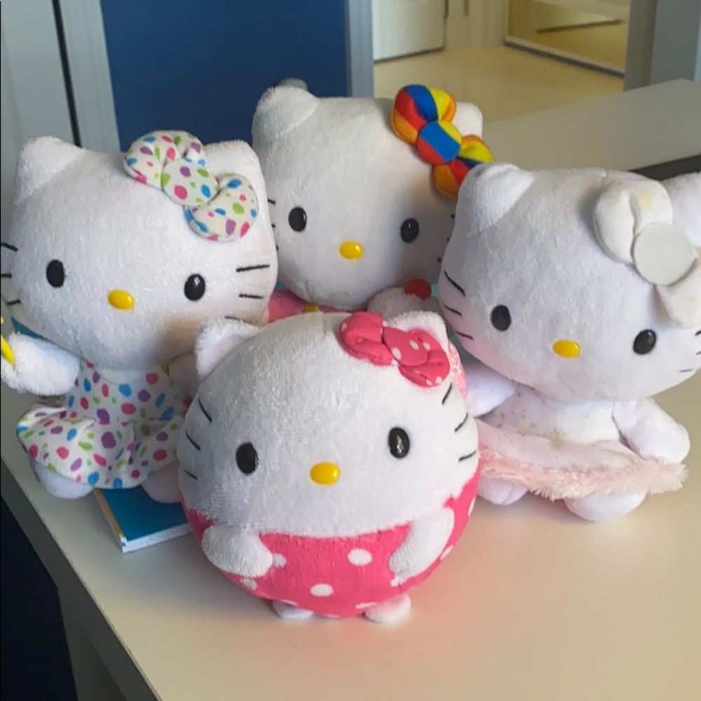 Hello Kitty Stuffed Animal Bundle